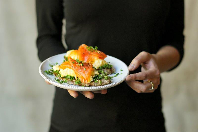 Salad cress, scrambled eggs and smoked salmon on sourdough